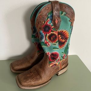 Ariat Circut Champion Square Toe Brown & Turquoise Floral Boots - size 5.5